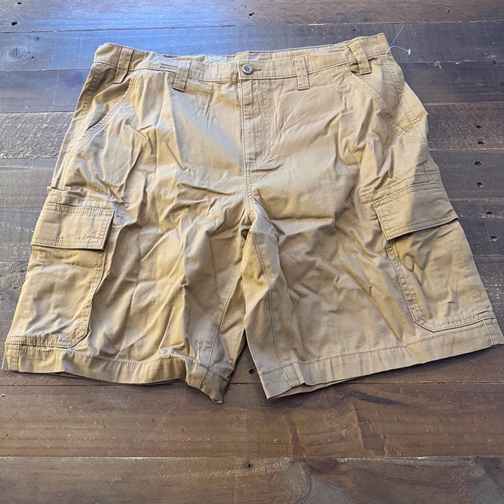 Eddie Bauer Tan Cotton RipStop Cargo Shorts